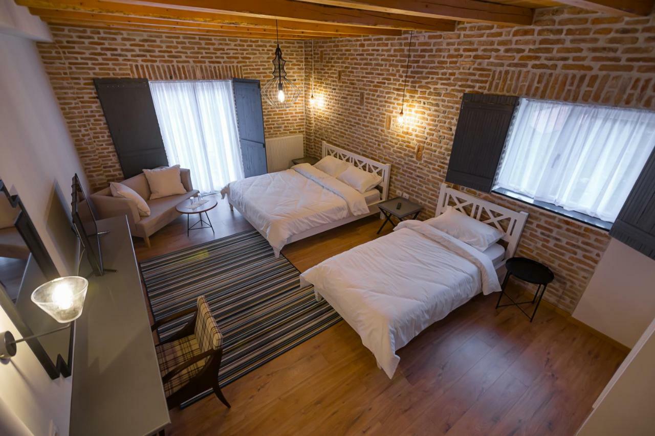 Barba Boutique Hotel Korce Extérieur photo
