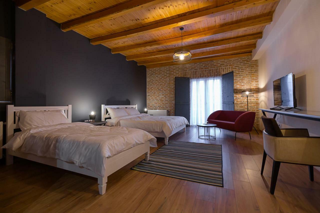 Barba Boutique Hotel Korce Extérieur photo