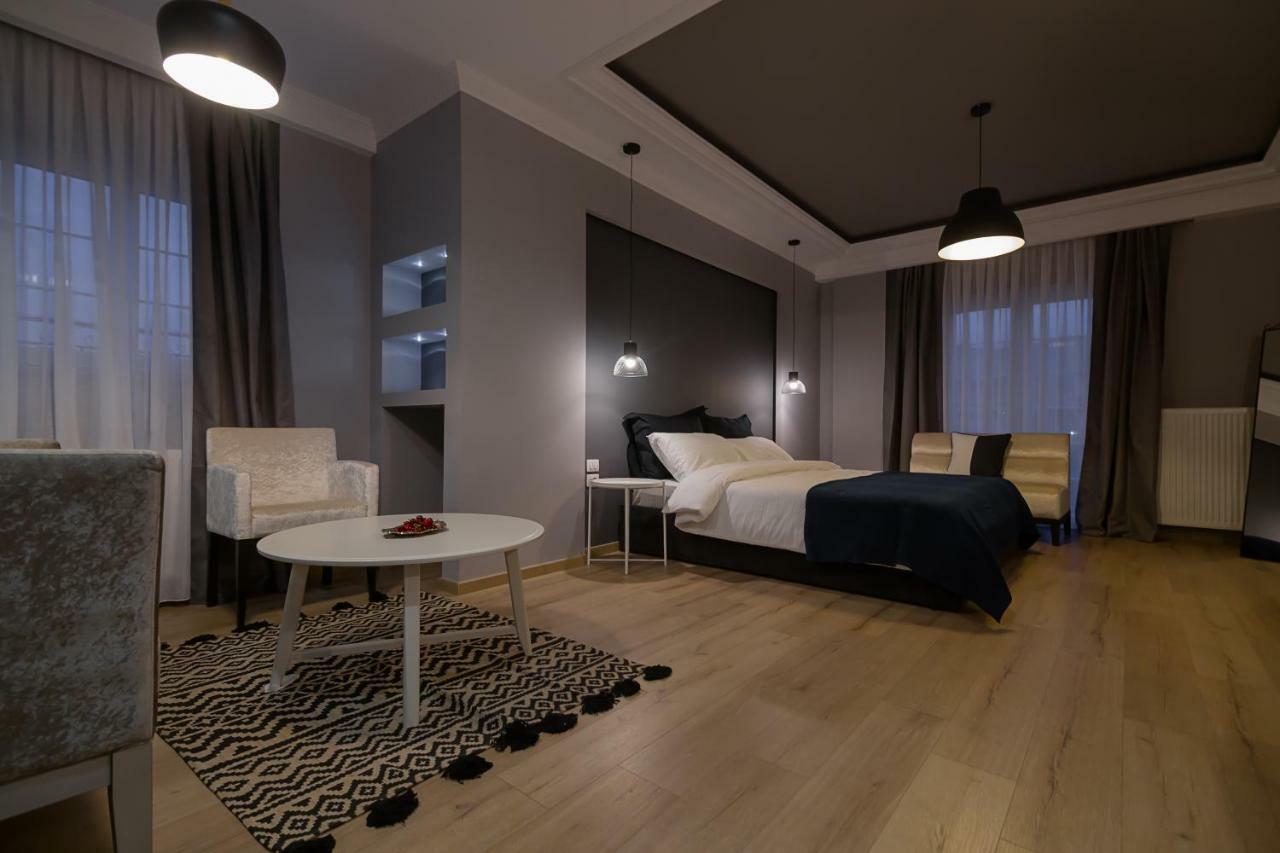 Barba Boutique Hotel Korce Extérieur photo