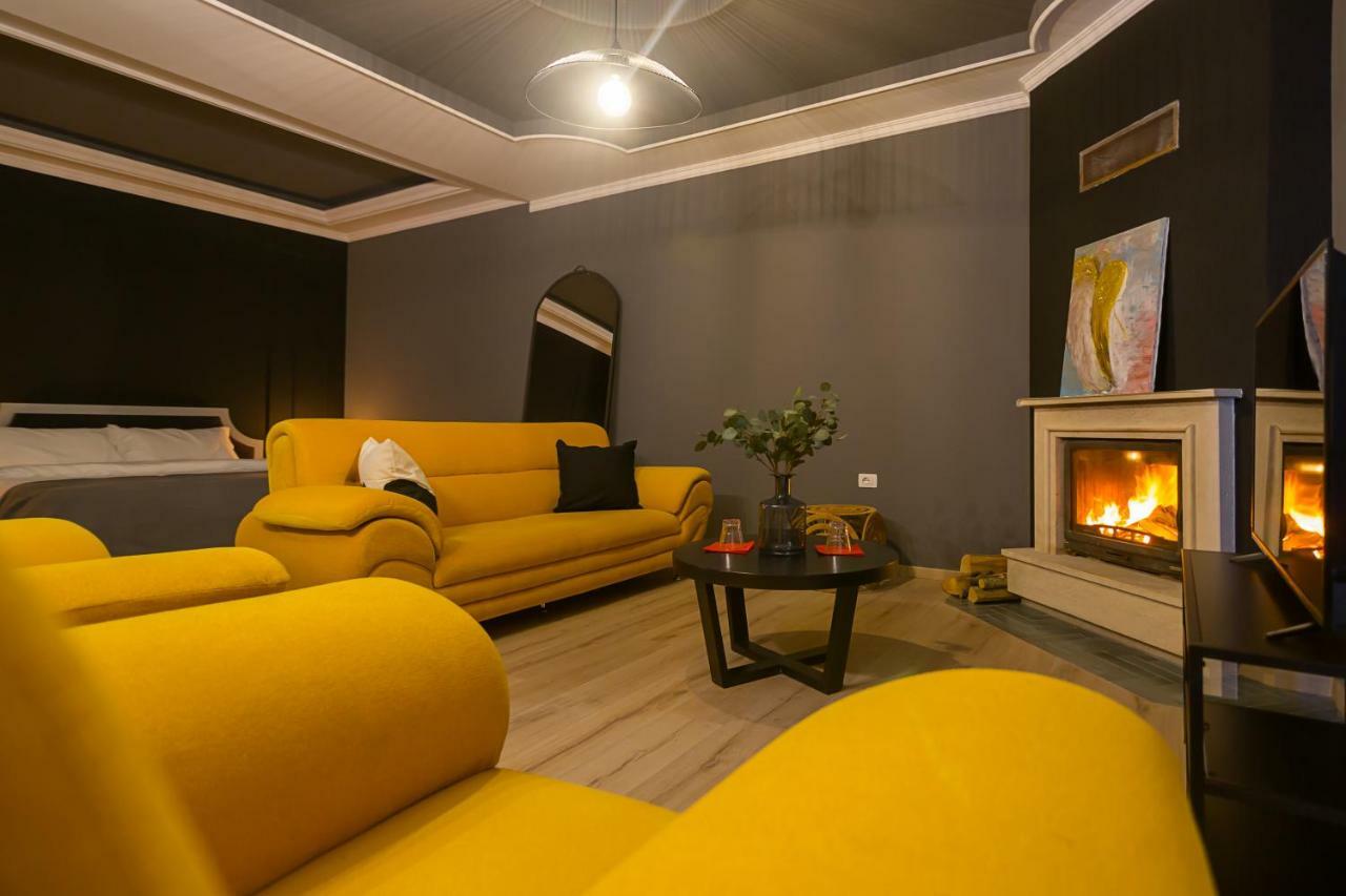 Barba Boutique Hotel Korce Extérieur photo