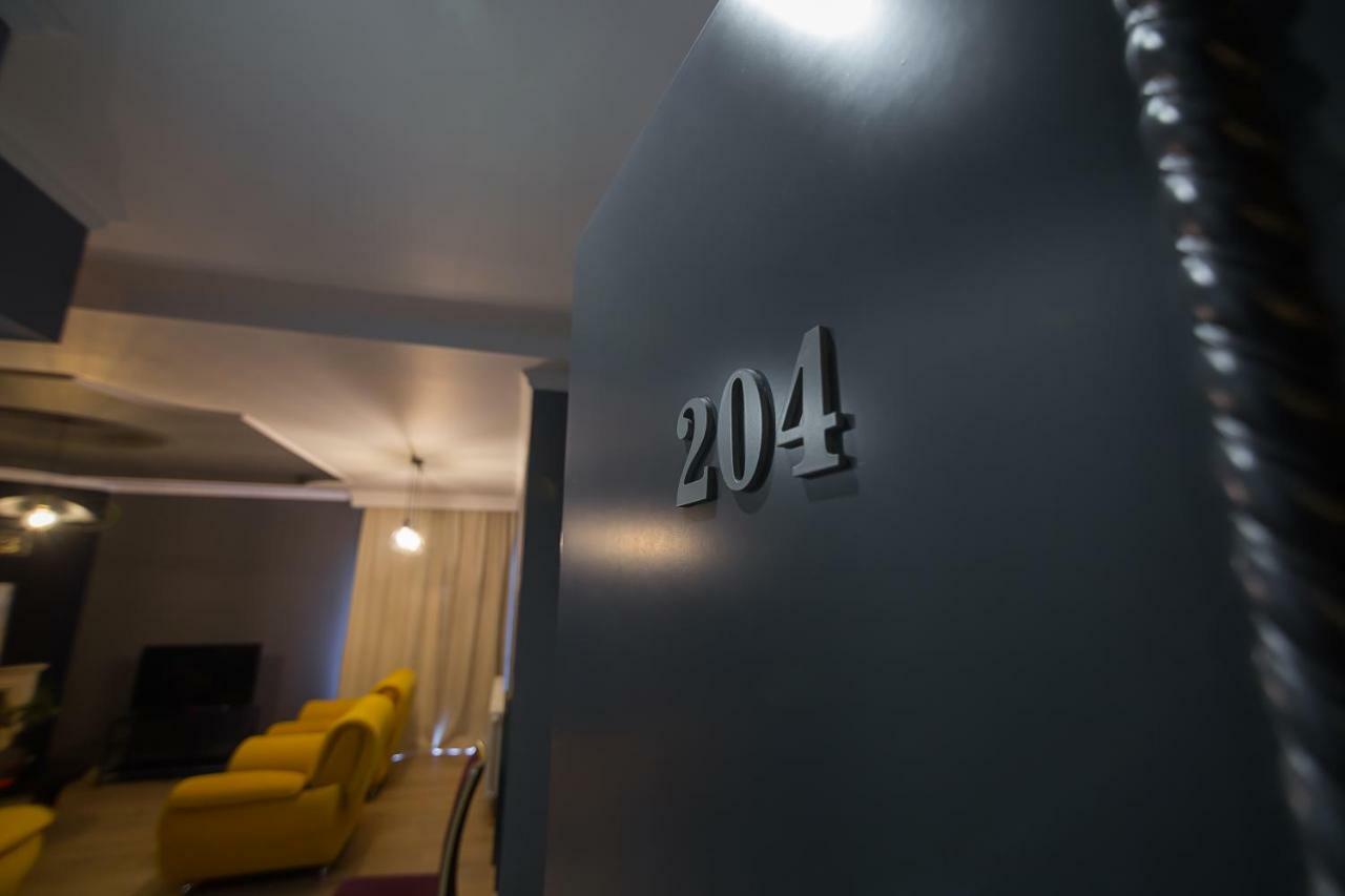 Barba Boutique Hotel Korce Extérieur photo