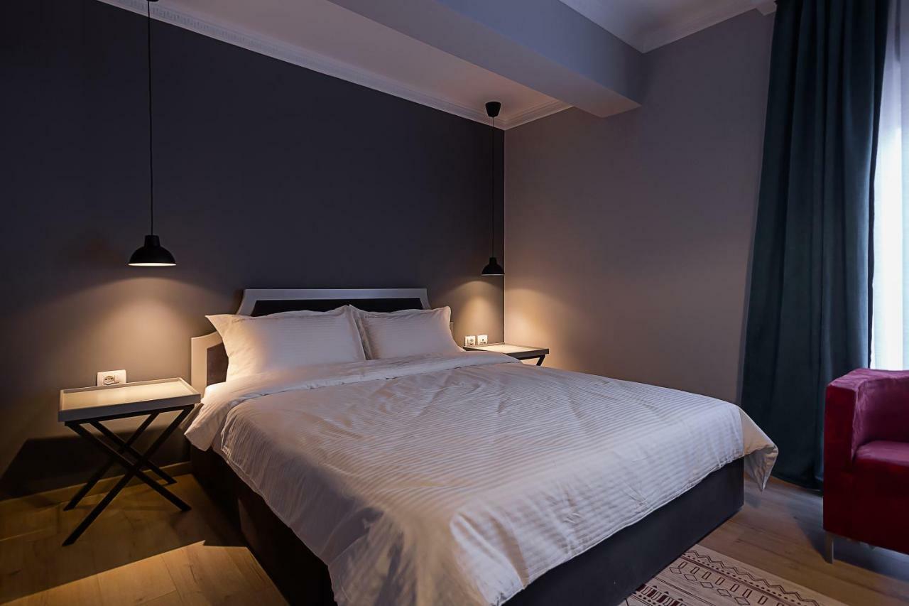 Barba Boutique Hotel Korce Extérieur photo