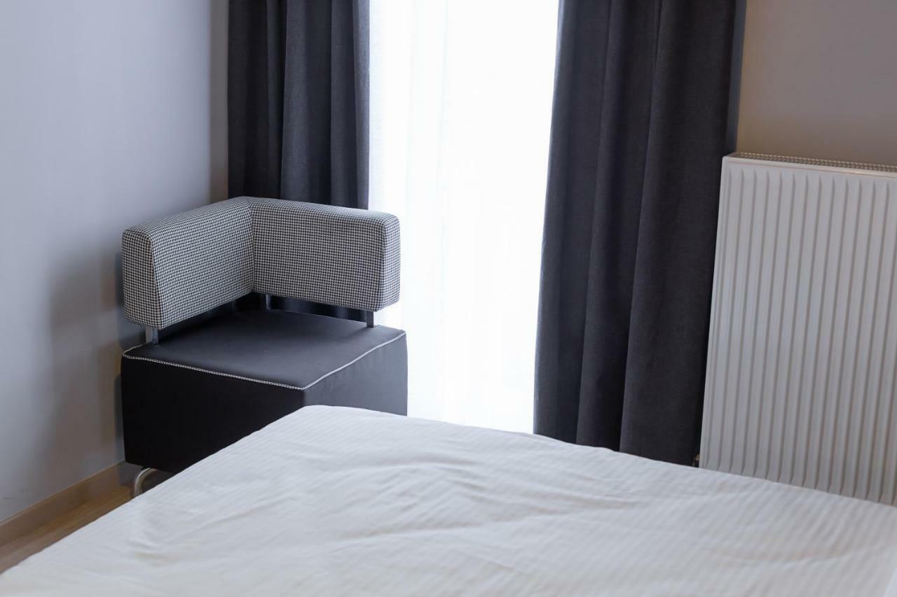 Barba Boutique Hotel Korce Chambre photo